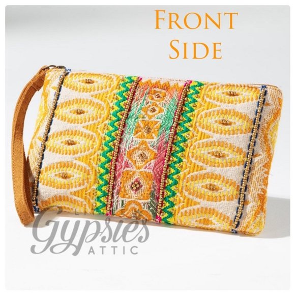 Yuna Handmade Ethnic Pattern Clutch from Ruggine - Picture 2 of 7